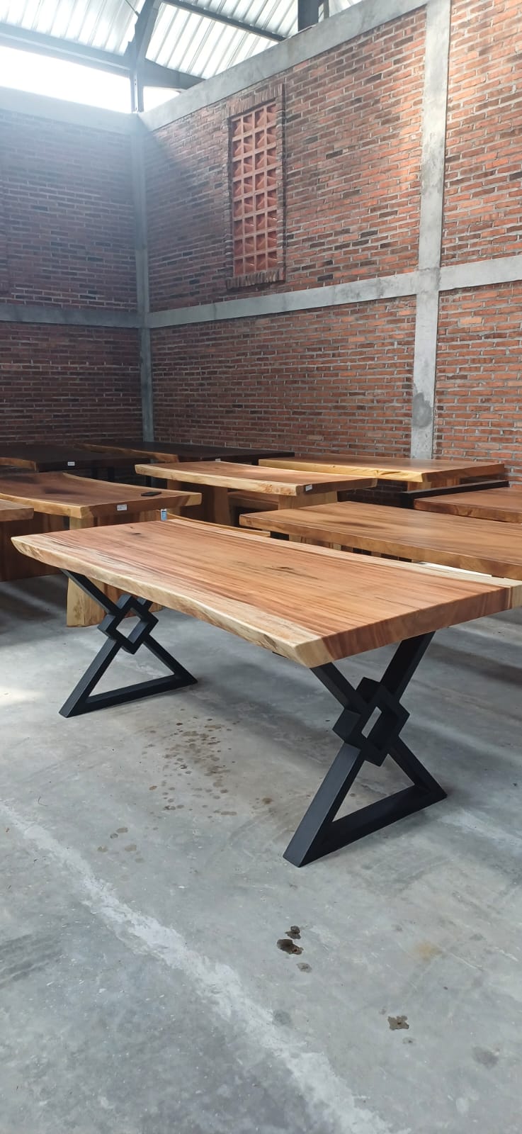 Live Edge Solid Suar Wood Dining Table with Black Steel Legs | Monkeypod Table